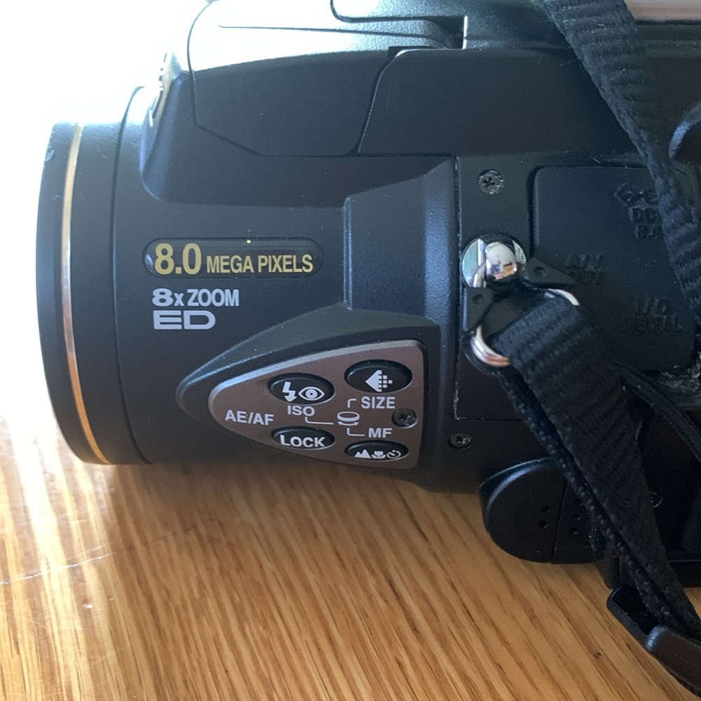 Nikon Camera - Picture 4 of 13